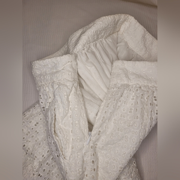 Cynthia Rowley 100% Cotton White Eyelet Mini Skirt sz 6 - Picture 6 of 10